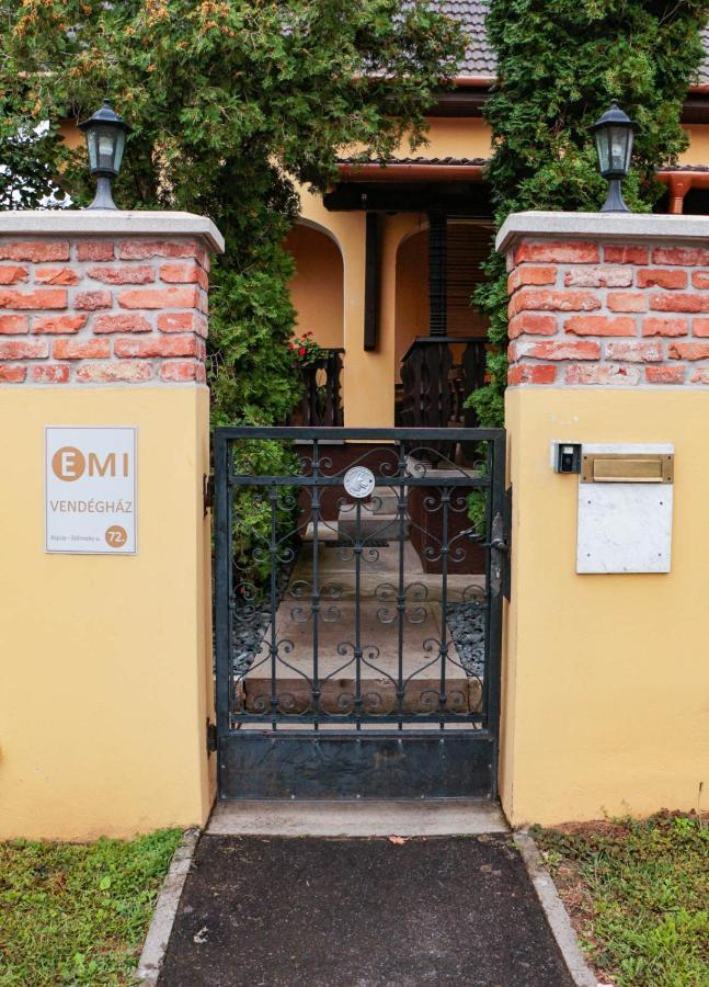 Emi Vendégház Balatonszárszó Exterior foto